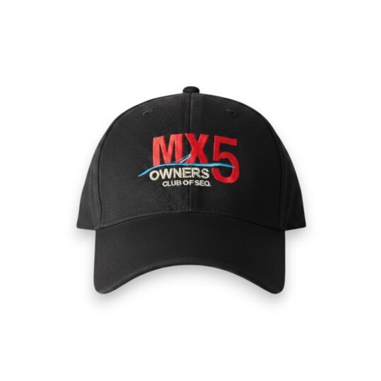 This quality baseball cap features the Club logo embroidered on the front, combining style and club pride. With an adjustable strap, it ensures a comfortable fit for all head sizes.